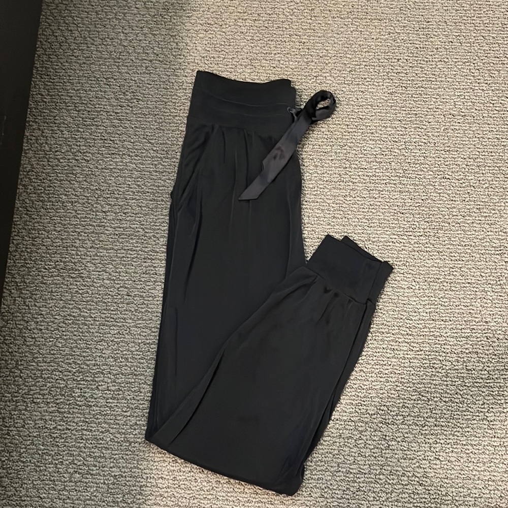 Victoria’s Secret High rise joggers size small